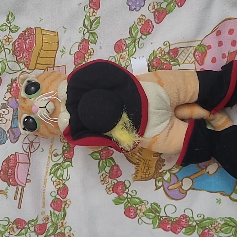 Universal Studios Shrek the Third Cute Puss in Boots Plush